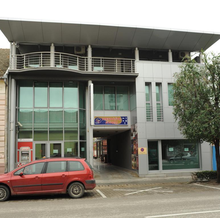 Apartment And Rooms In Club Indija Exterior photo