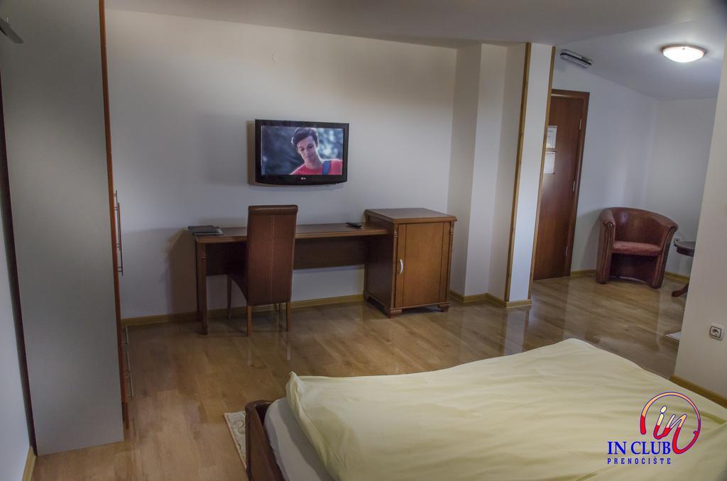 Apartment And Rooms In Club Indija Exterior photo