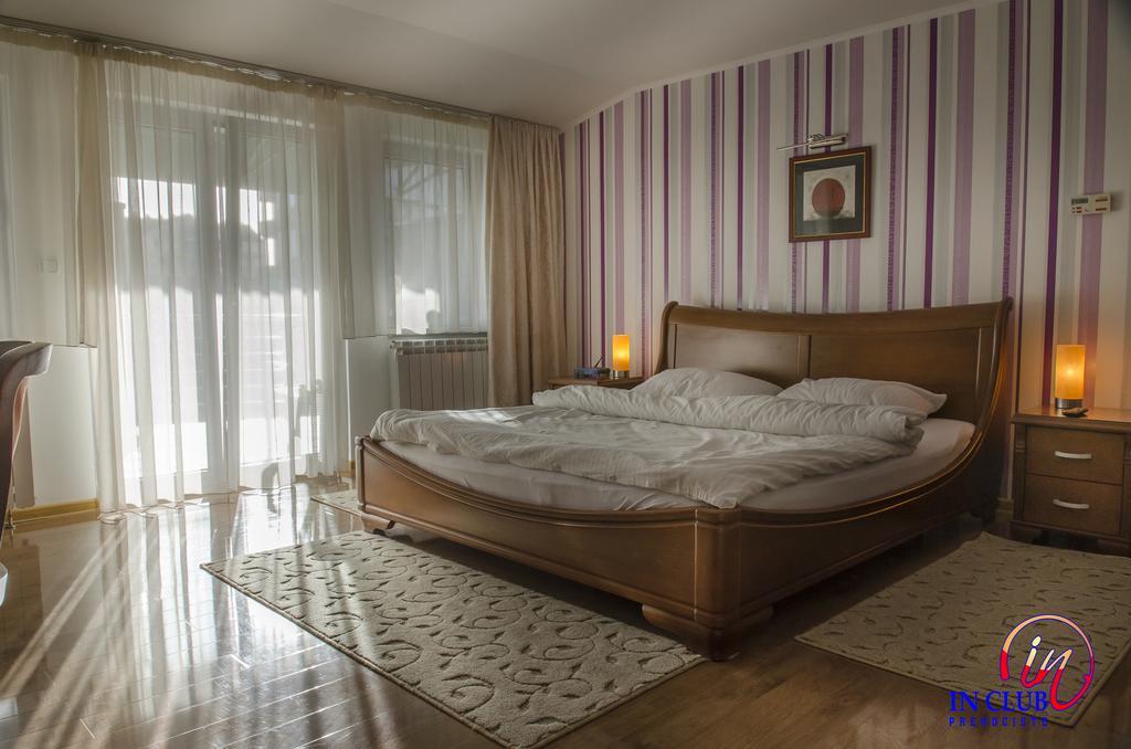 Apartment And Rooms In Club Indija Exterior photo